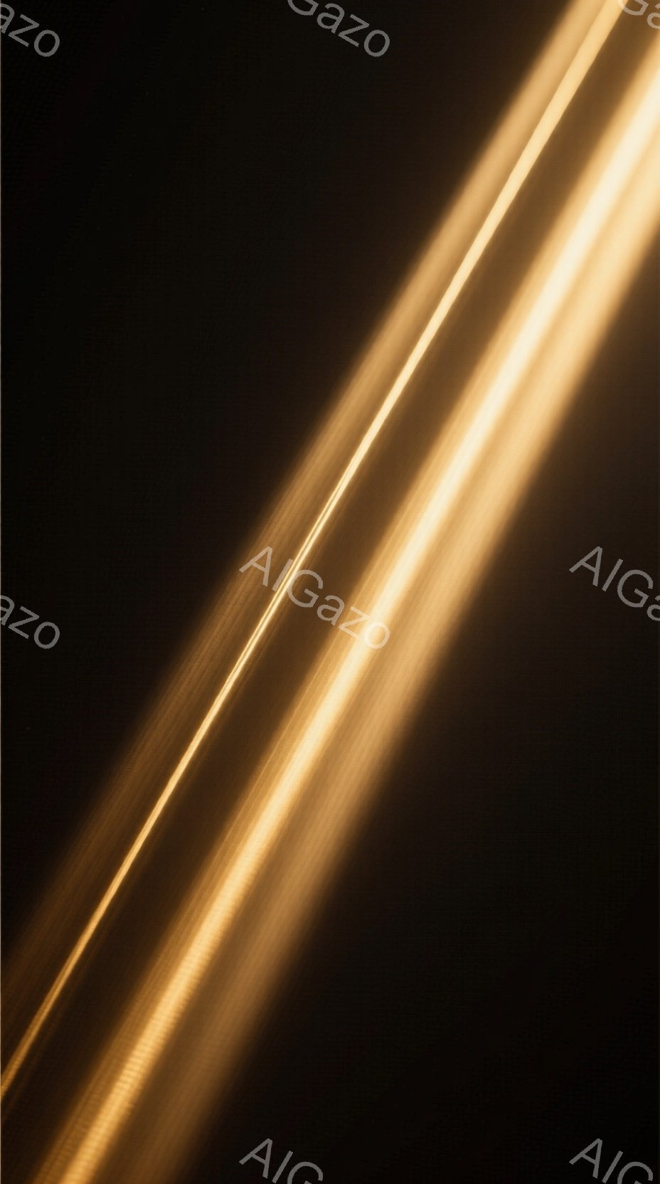 この画像は、黒背景に強い光の筋が斜めに複数本走る抽象的な表現です。光は金色や黄色のグラデーションで、まるで光芒のように見え、強いコントラストを生み出しています。全体として、ドラマチックで神秘的な雰囲気を醸し出しています。