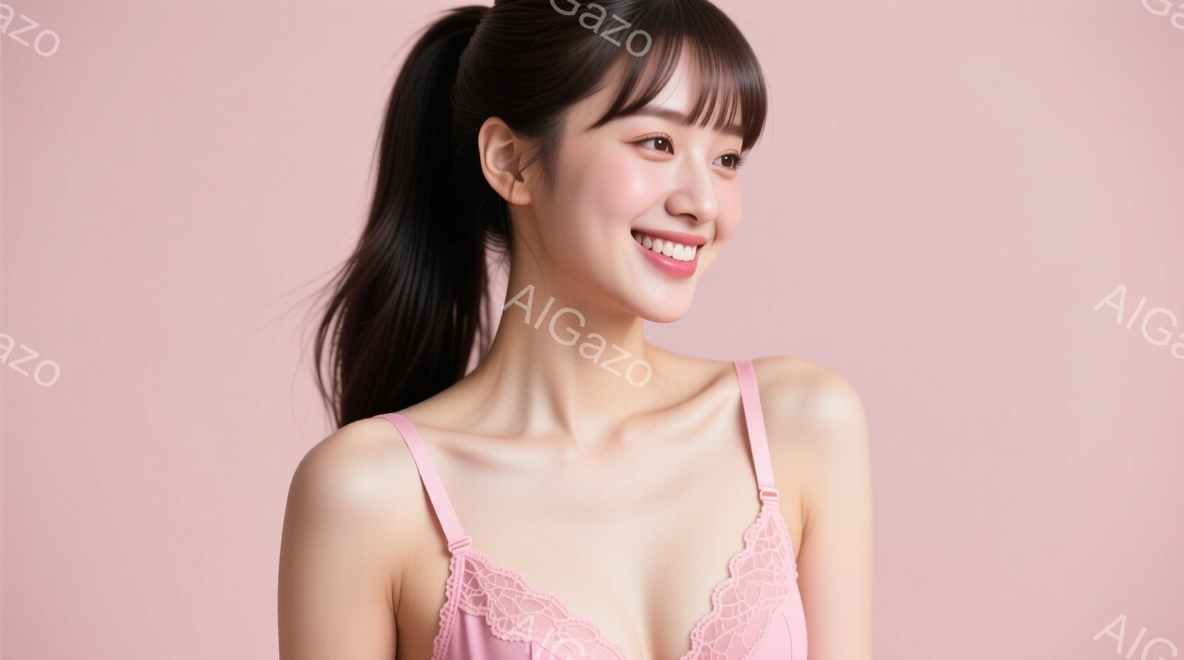 長い黒髪をハーフアップにした若い女性が、ピンク色のレースのブラレットを着て微笑んでいます。彼女は少し横を向き、リラックスした姿勢で、背景は淡いピンク色で統一されています。 全体的に、明るく清潔感のある - AI生成フリー素材