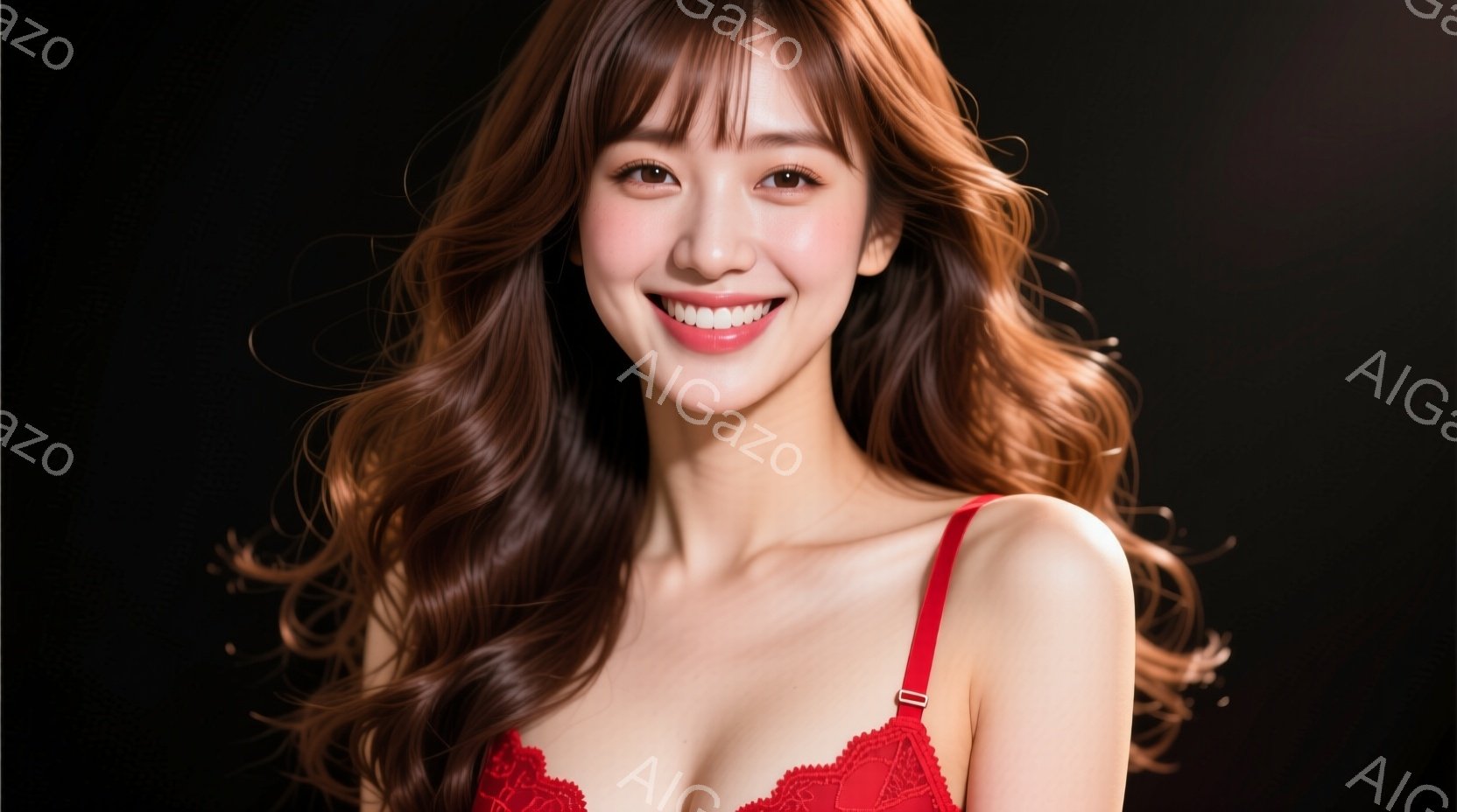 長い茶色の巻き髪と、明るい笑顔を浮かべた若い女性が写っている。赤いレースのブラレットを着ており、背景は暗く、女性が際立っている。全体的に、魅力的で自信に満ちた雰囲気が漂っている。 - AI生成フリー素材